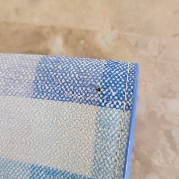 Dooney & Bourke Milly Wristlet Quadretto Check - Picture 3 of 10